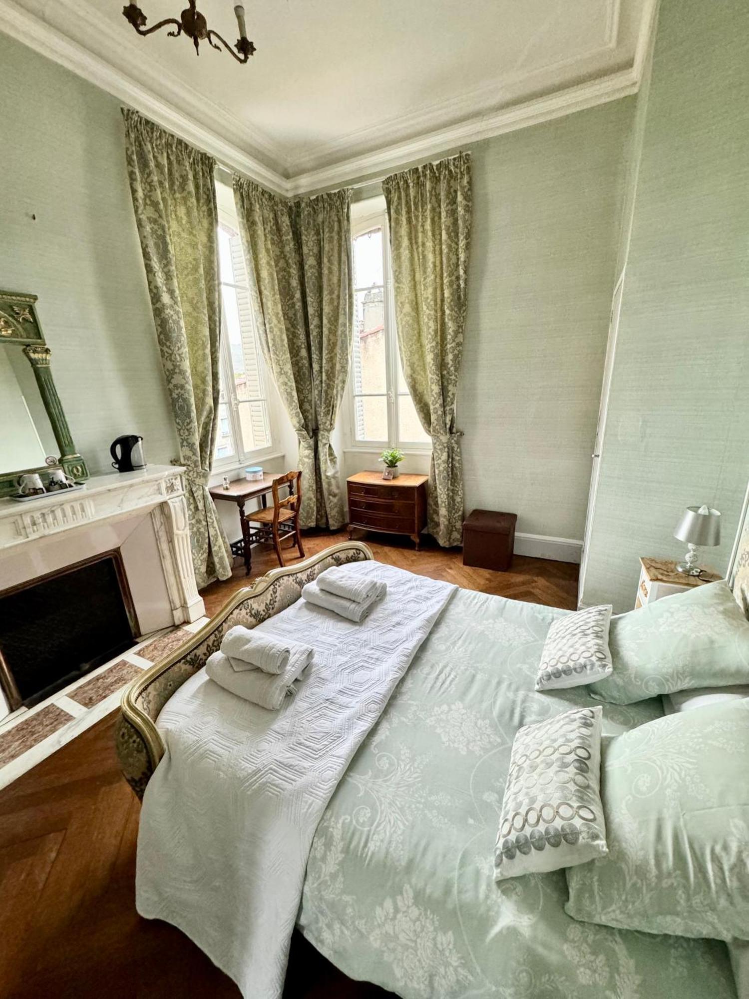 La Maison D'Hotes Du Chapelier Esperaza Ngoại thất bức ảnh